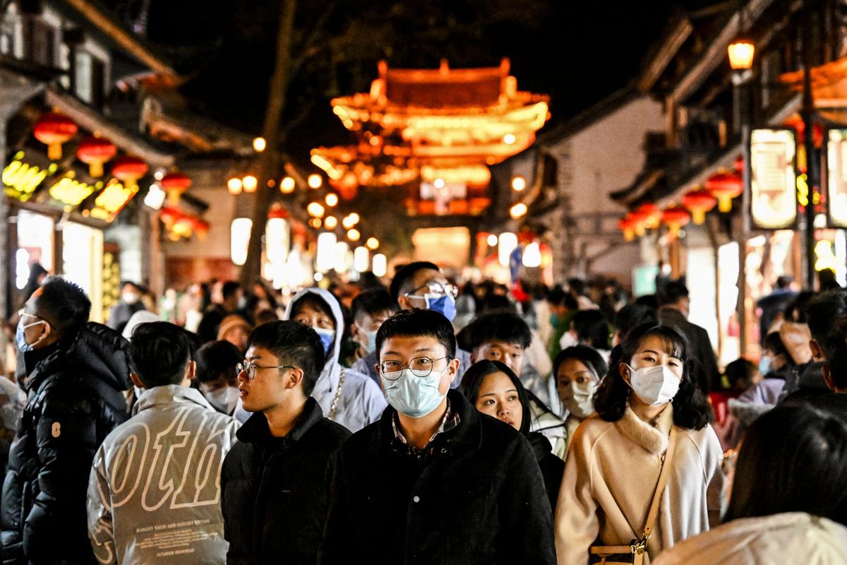China CDC Reports 522,000 COVID-19 Cases in July, Up Sharply From June