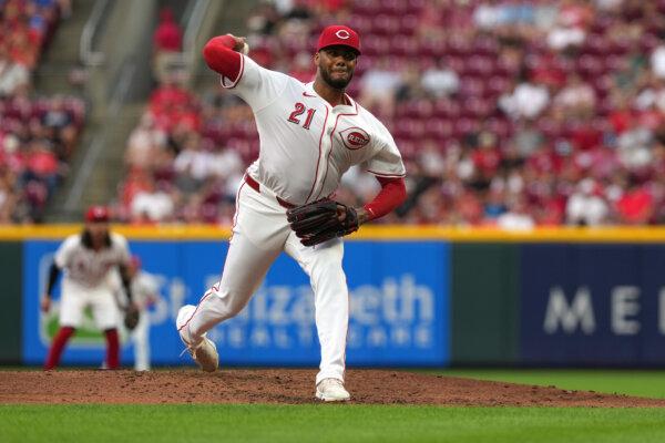 Hunter Greene #21 of the Cincinnati Reds pitches during the third inning against the St. Louis Cardinals at Great American Ball Park in Cincinnati, Ohio, on August 13, 2024. (Jason Mowry/Getty Images)
