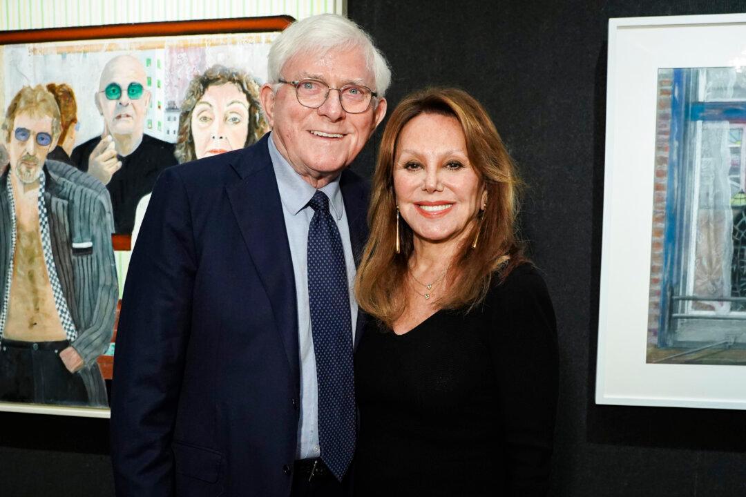 Television Host Phil Donahue Dies at 88