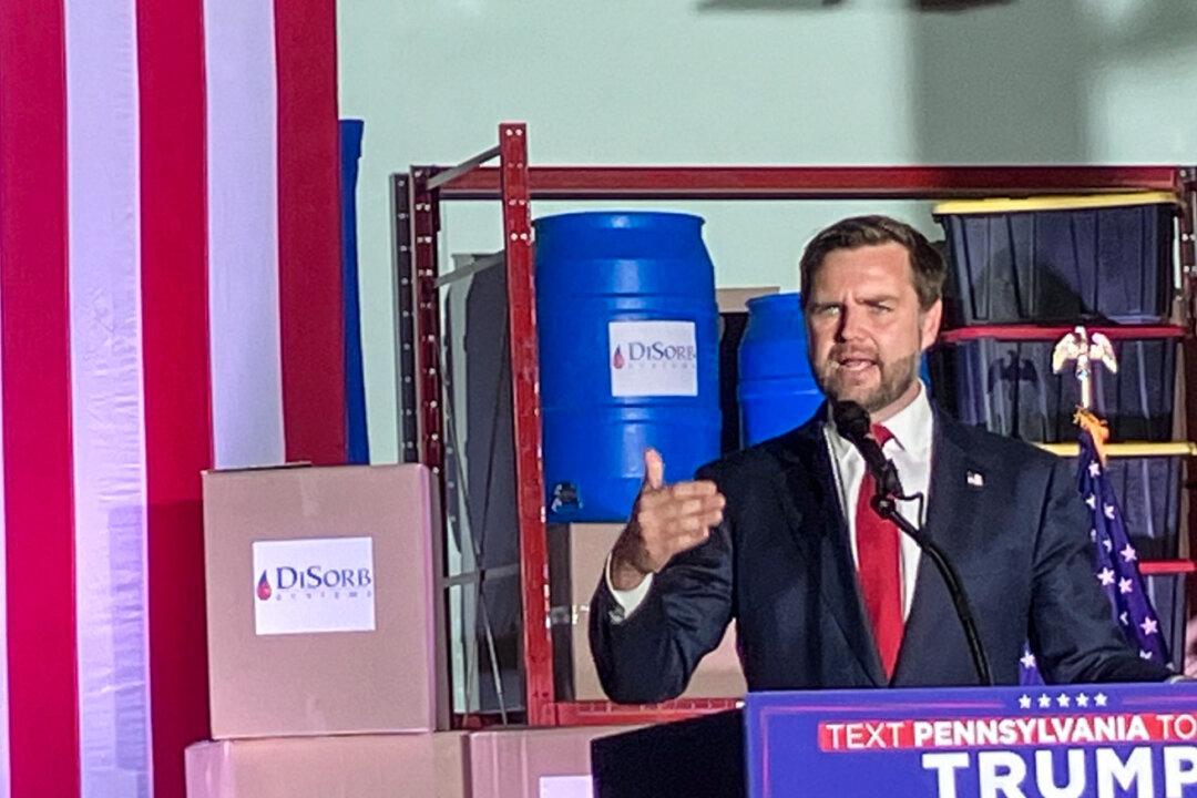 Trump, Vance Court Pennsylvanians Including ‘Disaffected Democrats’