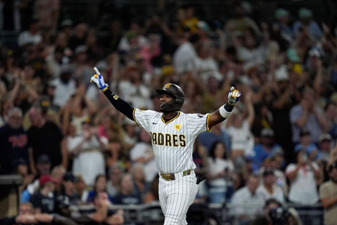 Profar’s Three-Run, Eighth-Inning Homer Lifts Rampaging Padres Past Twins