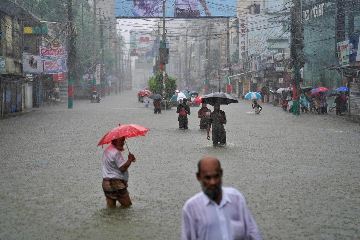 Floods Leave Hundreds of Thousands Stranded in India and Bangladesh