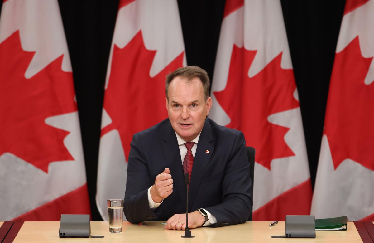 Rail Shutdown: Federal Government Forces Binding Arbitration