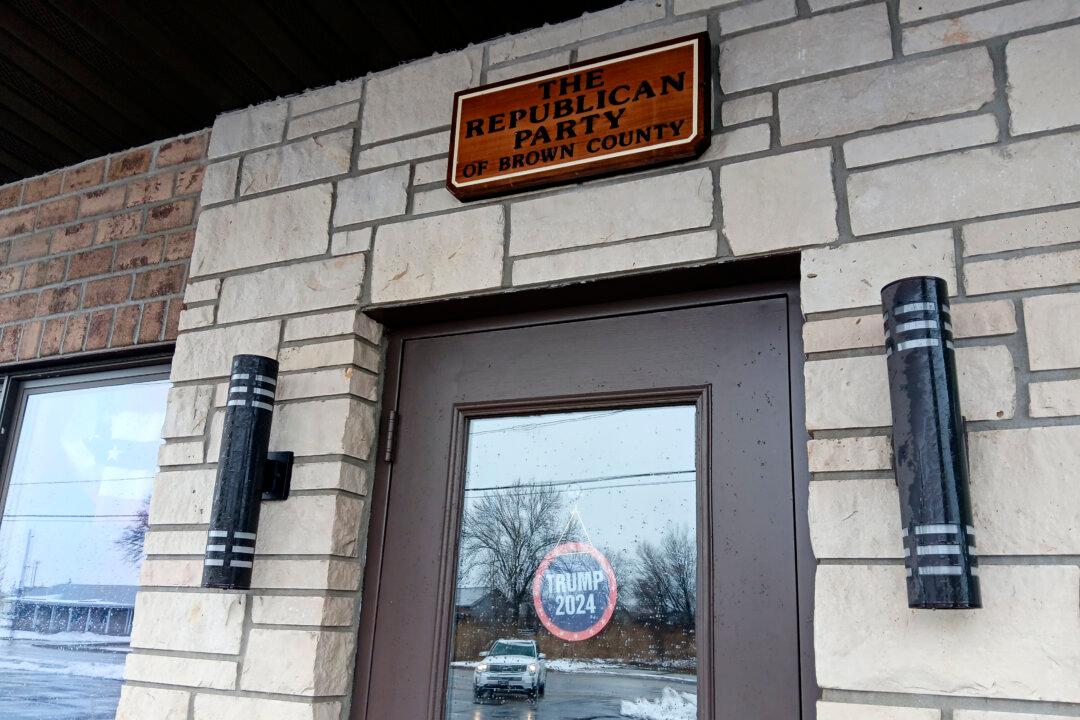 Dark Money in Wisconsin GOP Primary Divides Republicans