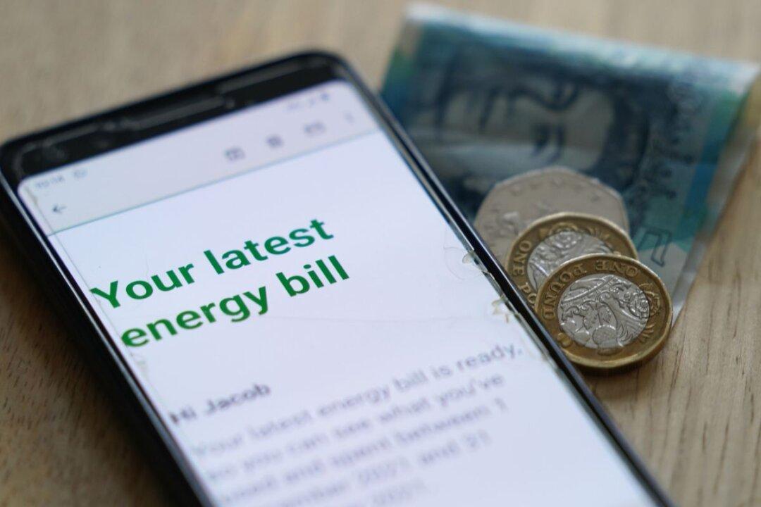 Energy Bills to Rise 10 Percent in Autumn, Says Ofgem