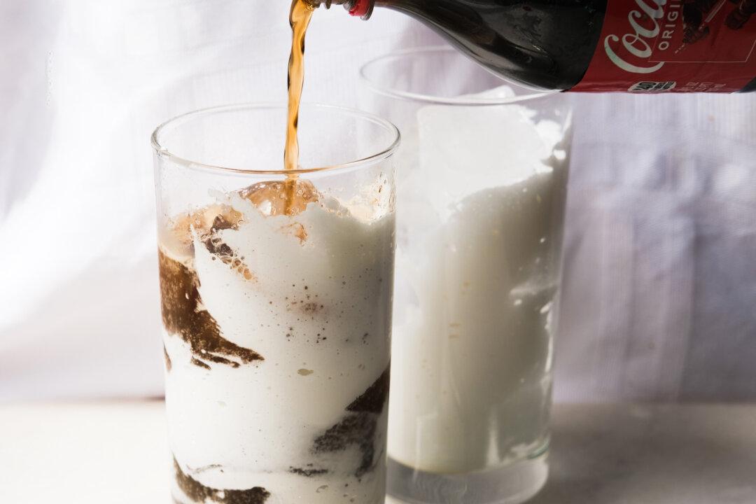 This Viral ‘Fluffy Coke’ Is Even Better Than I Thought It Would Be