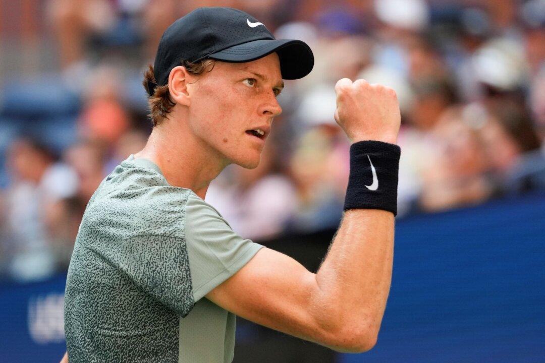 Sinner Starts Poorly at US Open but Wins First Match Since Steroids Case Emerged