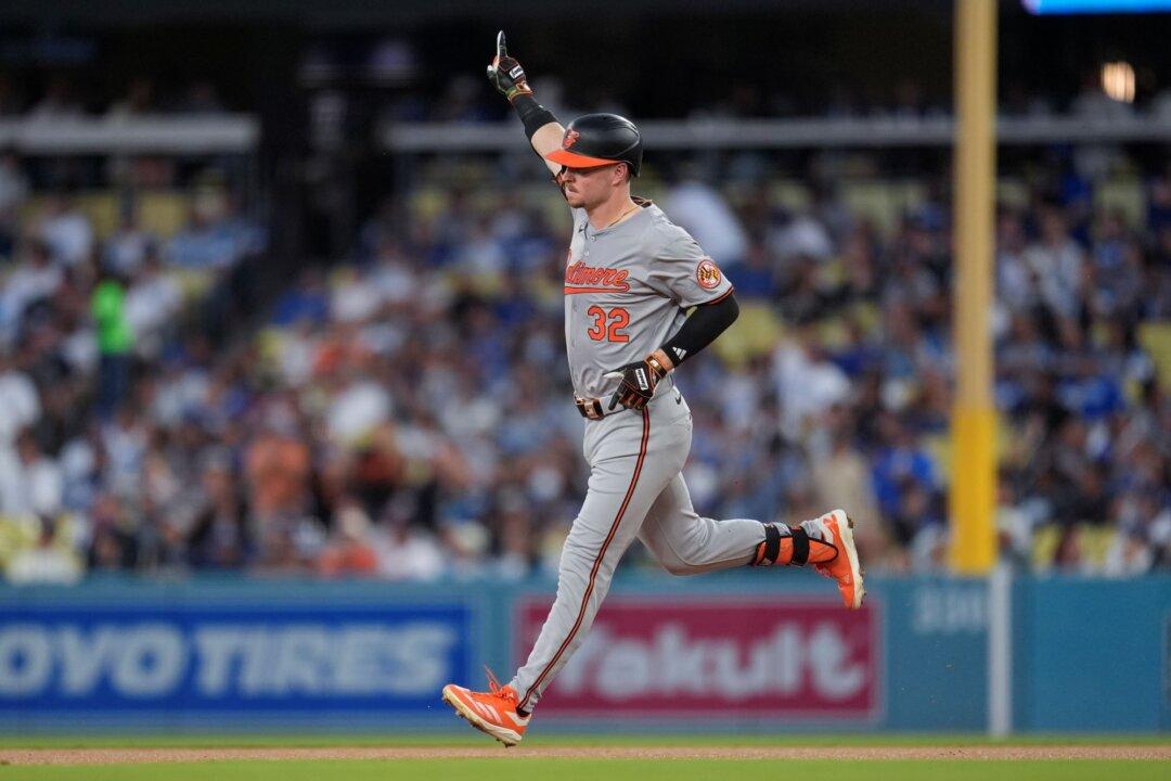 O'Hearn, Urías Home Runs Enough for Orioles to Beat Dodgers in Series Opener