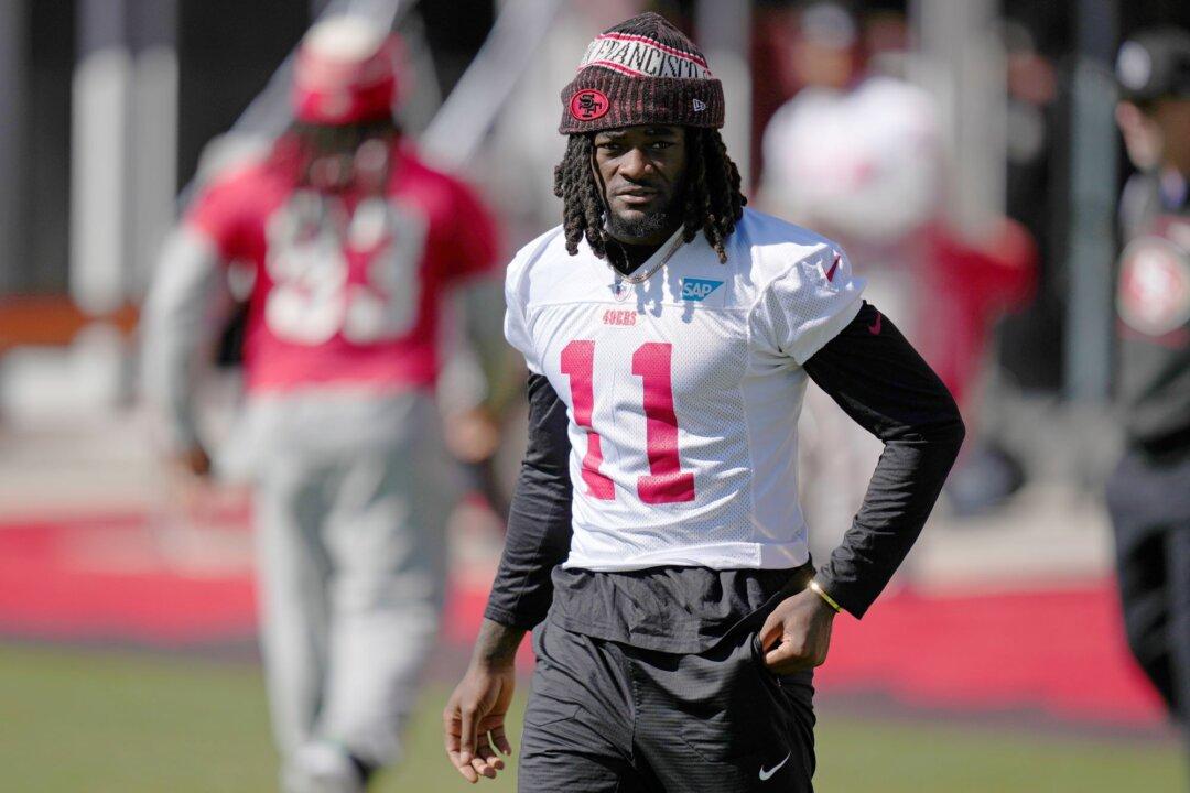 Star 49ers Receiver Aiyuk Misses Practice Despite Being Cleared by Team Doctors