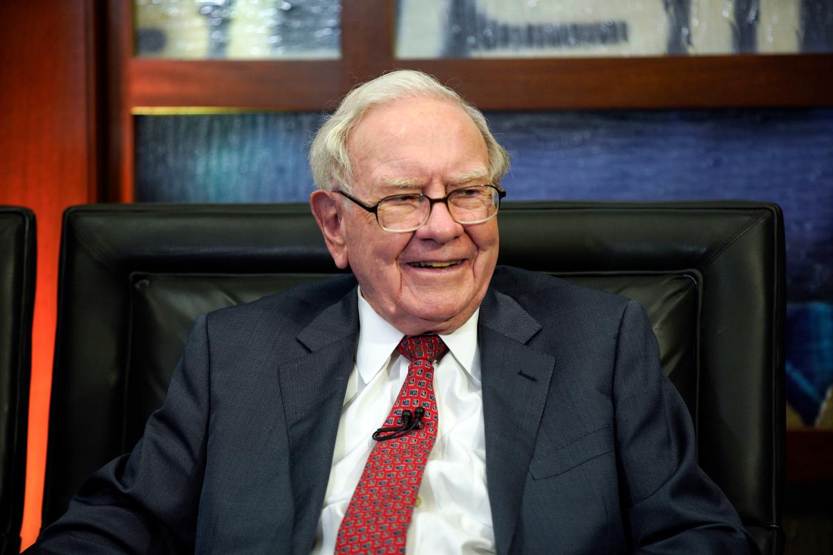 Warren Buffett’s Berkshire Hathaway Tops $1 Trillion Market Valuation