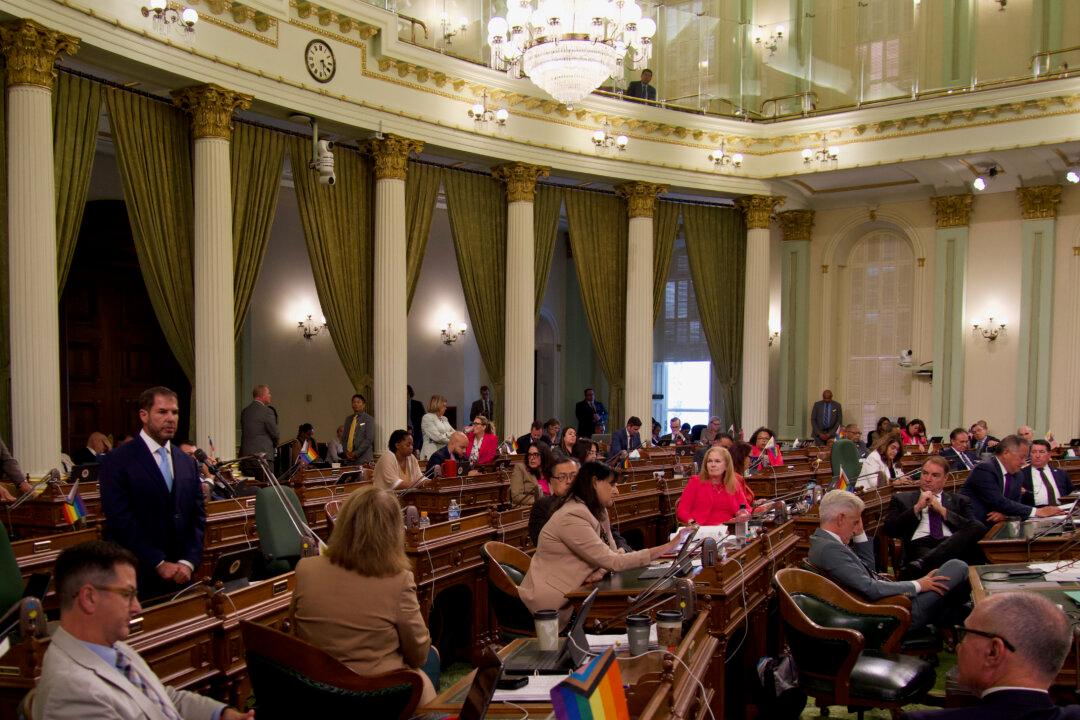 California Assembly Approves $50 Million for Lawsuits, Legal Services to Oppose Trump