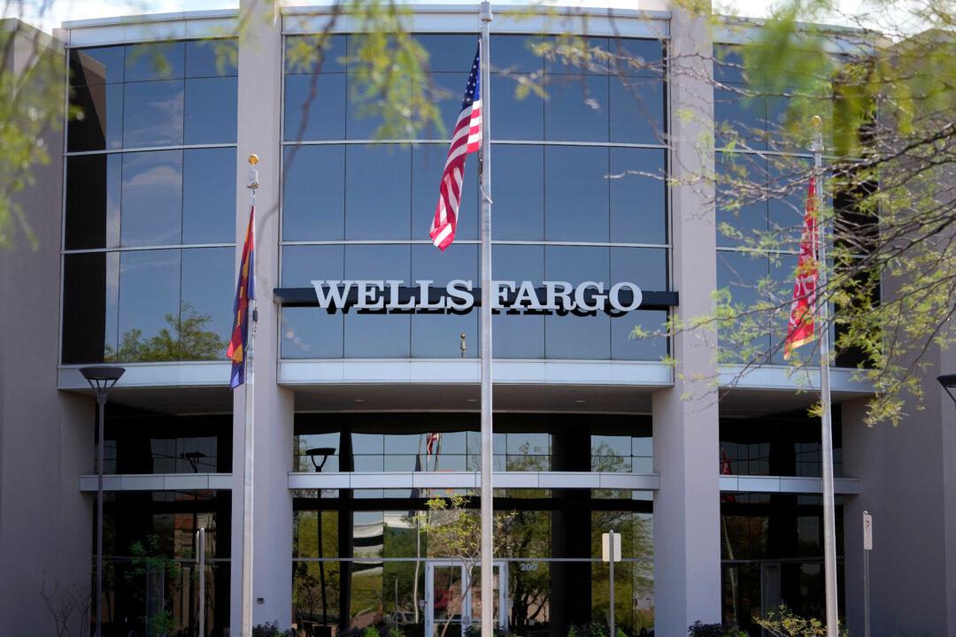 Wells Fargo Worker Found Dead in Cubicle 4 Days After Last Scanning In