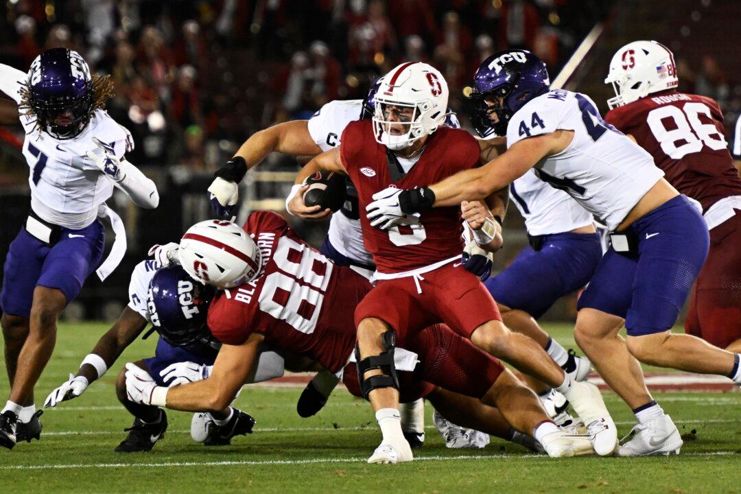 Josh Hoover Leads TCU to a 34–27 Victory Over Stanford in Season Opener