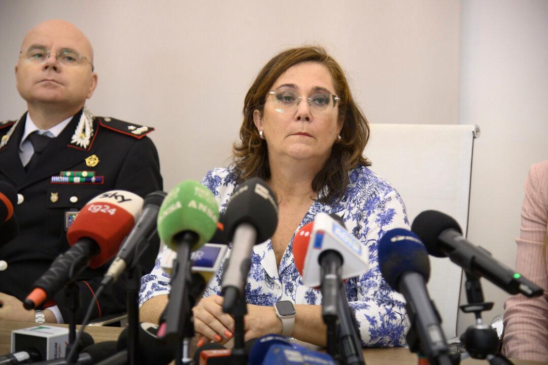 Italian Teen Confesses to Stabbing Younger Brother, Parents; Prosecutors Say No Apparent Motive