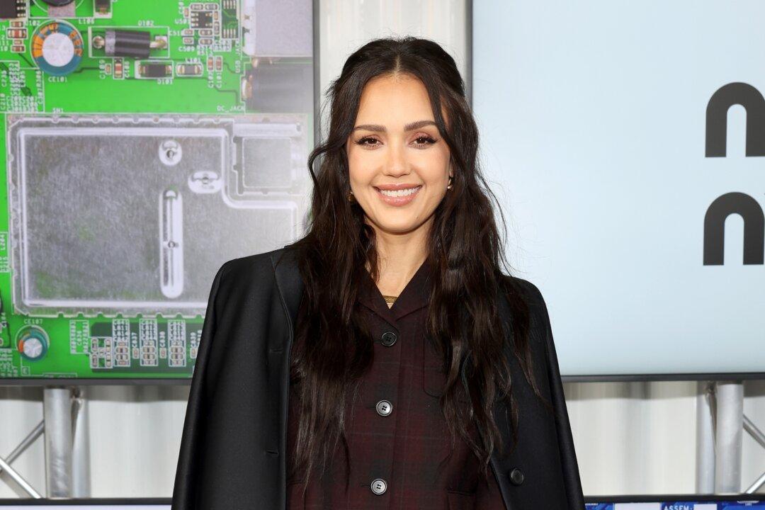 Jessica Alba Surprises Parents by Buying, Renovating Her Dad’s Childhood Home