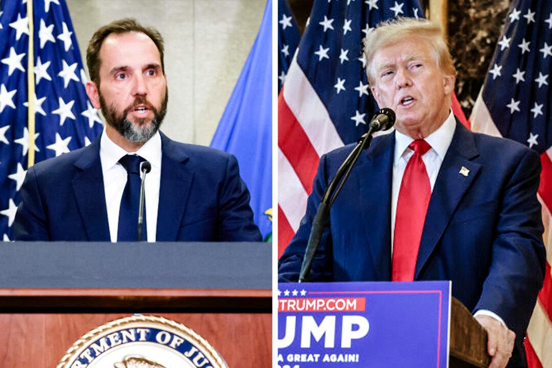 Jack Smith Readies ‘Oversized’ Filing in Trump Election Case