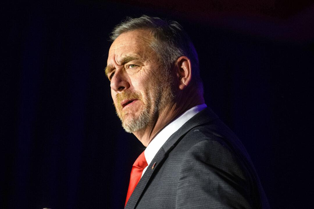 Appeals Court Lets Ohio Enforce Law Banning Foreign Nationals From Spending on Campaigns