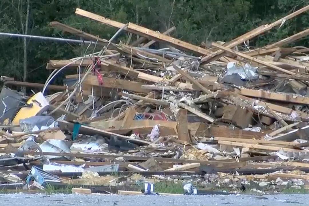 Explosion Levels Southwest Louisiana Home, Killing Teen From Alabama and Injuring 5