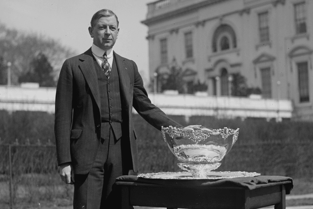 Dwight Davis: Of Tennis and War