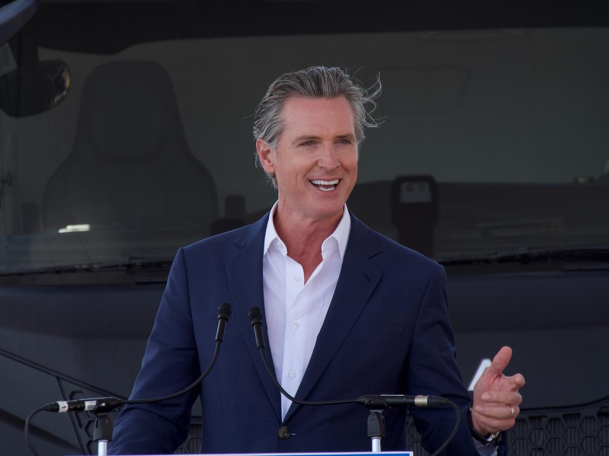 California Lawmakers Split Over Governor’s Order to Stay for Extra Session to Work on Lowering Gas Prices