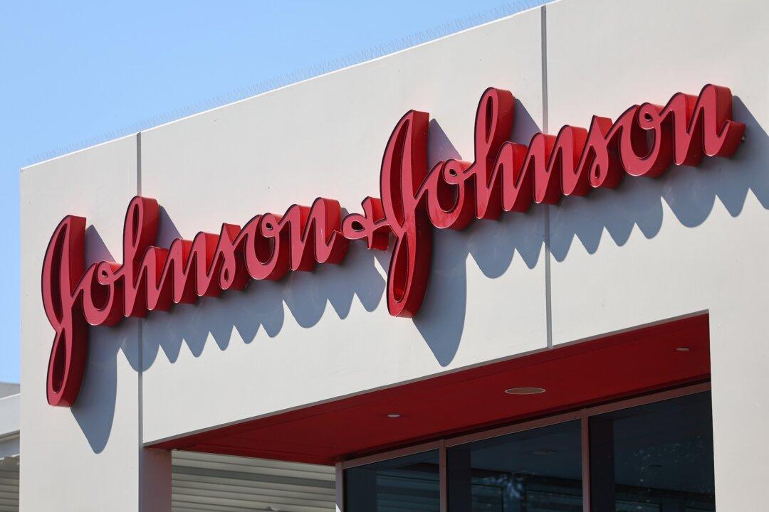 Judge Orders J&J to Pay $1 Billion Over Failed Surgical Robot Promises