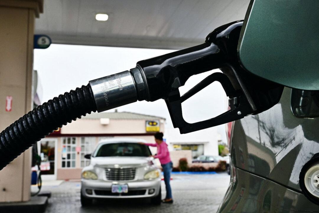 California Lawmakers Debate Bill That Would Regulate Gasoline Inventories to Avoid Price Spikes