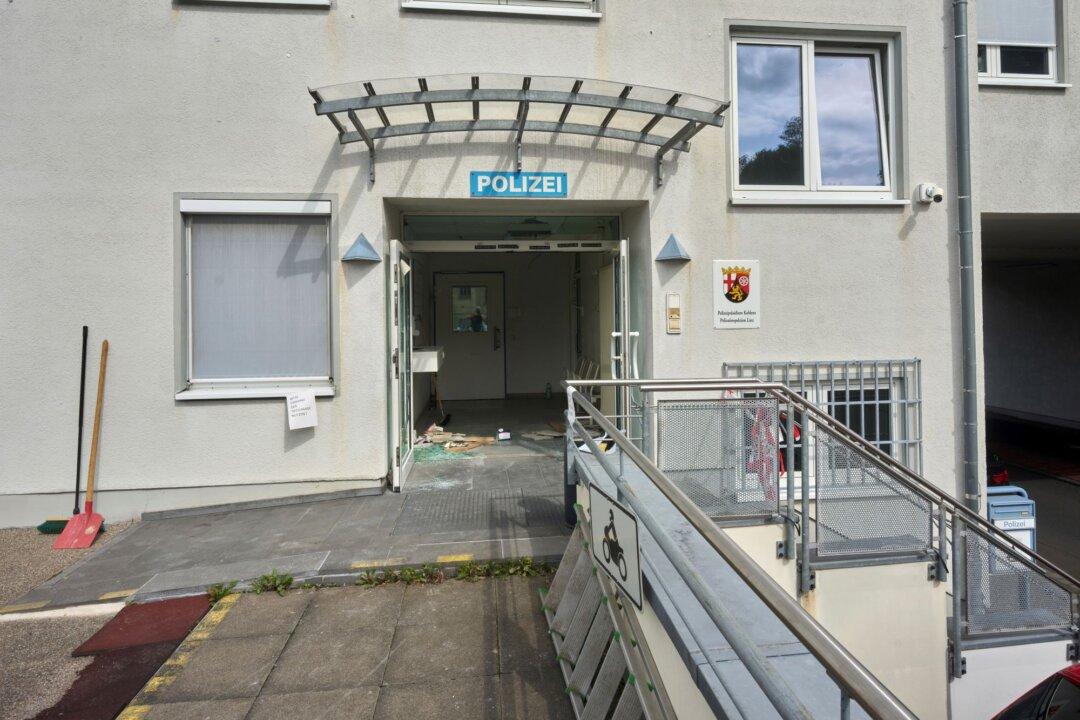 Machete Attacker at German Police Station Believed to be Islamic Extremist