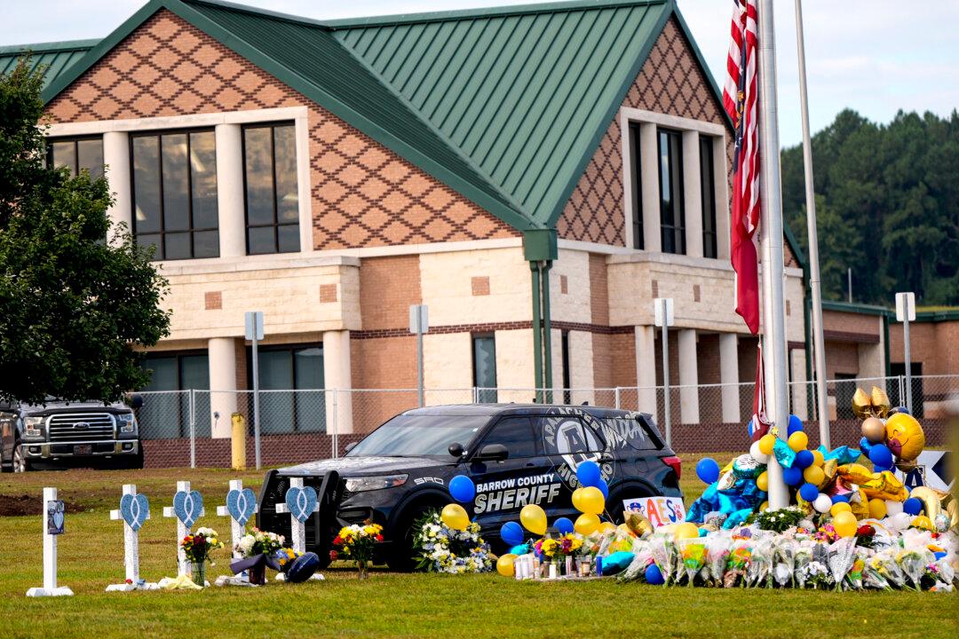 Aunt of Georgia Shooting Suspect Says Mother Called School to Warn of Emergency