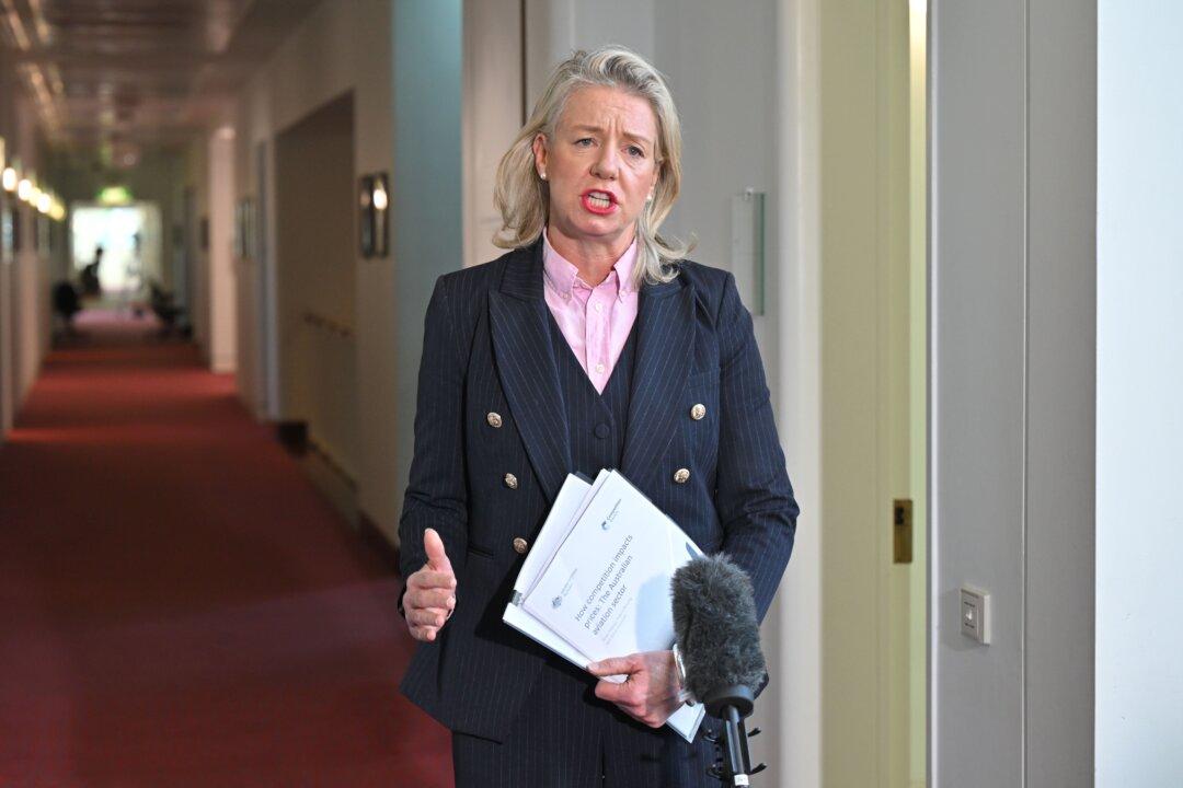 Nationals Senator Backs Down on Proposal to Divest Jetstar From Qantas