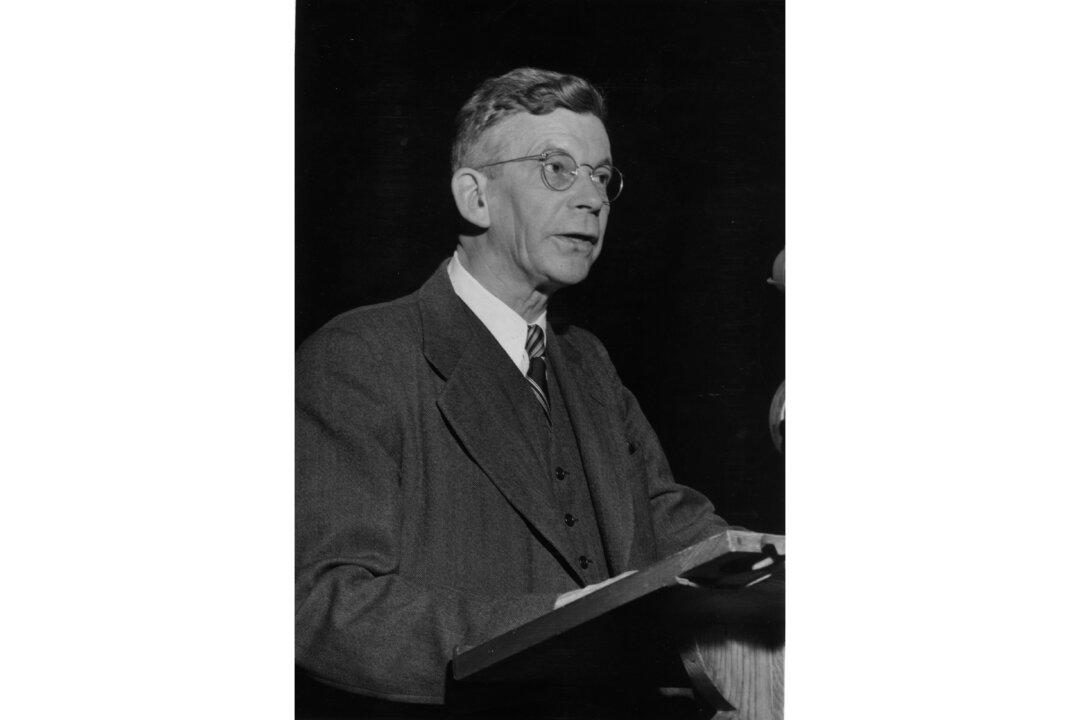 Old-School Literary Criticism Restores the Wonder of Literature