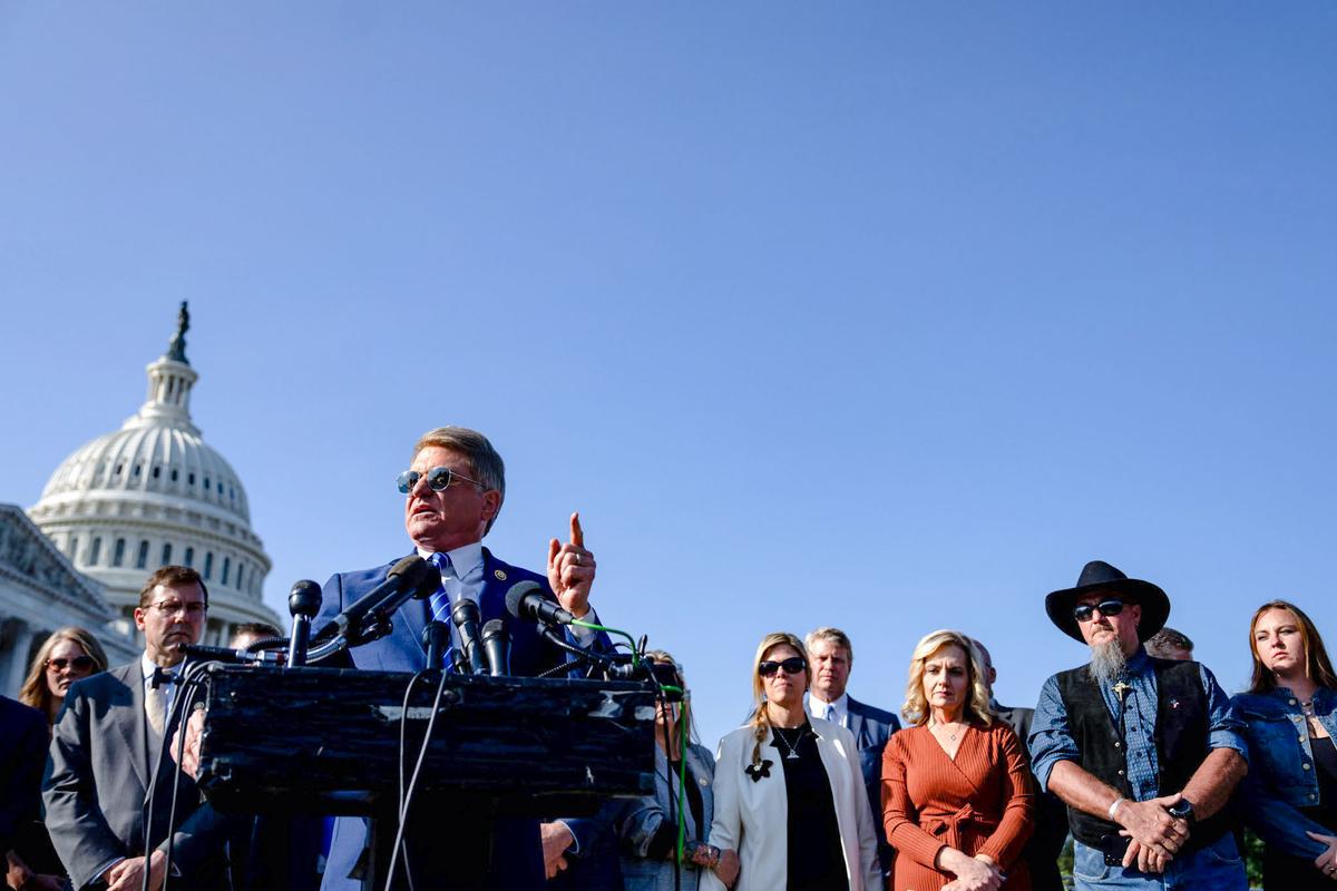 Republicans, Democrats on House Foreign Affairs Panel Issue Dueling Afghanistan Withdrawal Reports