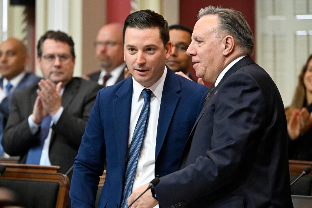 Quebec Introduces Bill to Curb Excessive Tipping