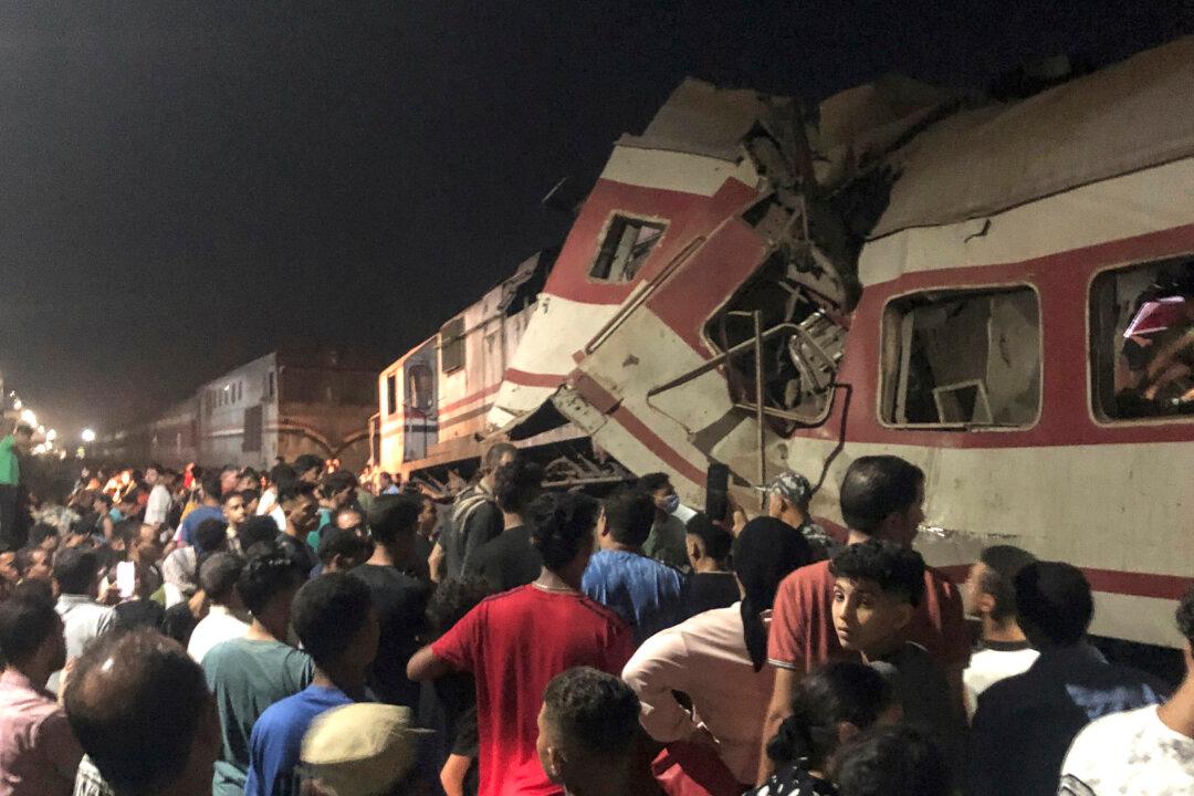 Trains Collide in Egypt’s Nile Delta, Killing at Least 3
