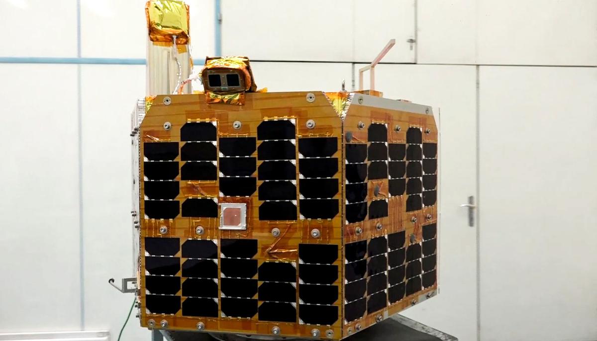 Iran Reports New Satellite Launch Amid High Regional Tensions