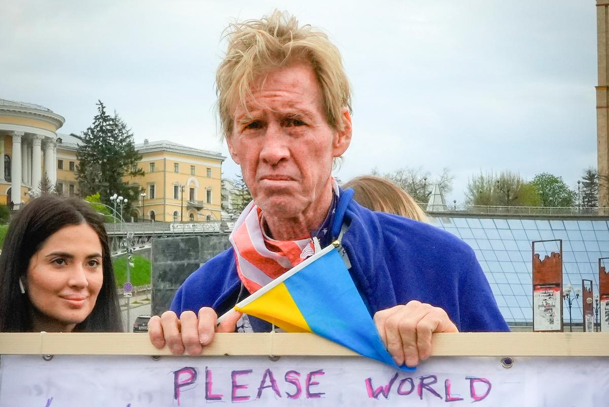 News Brief: Trump Assassination Attempt Suspect Allegedly Left Note; Ohio Sheriff Removed From Election Security Plan; CDC Reports Whooping Cough on the Rise in US