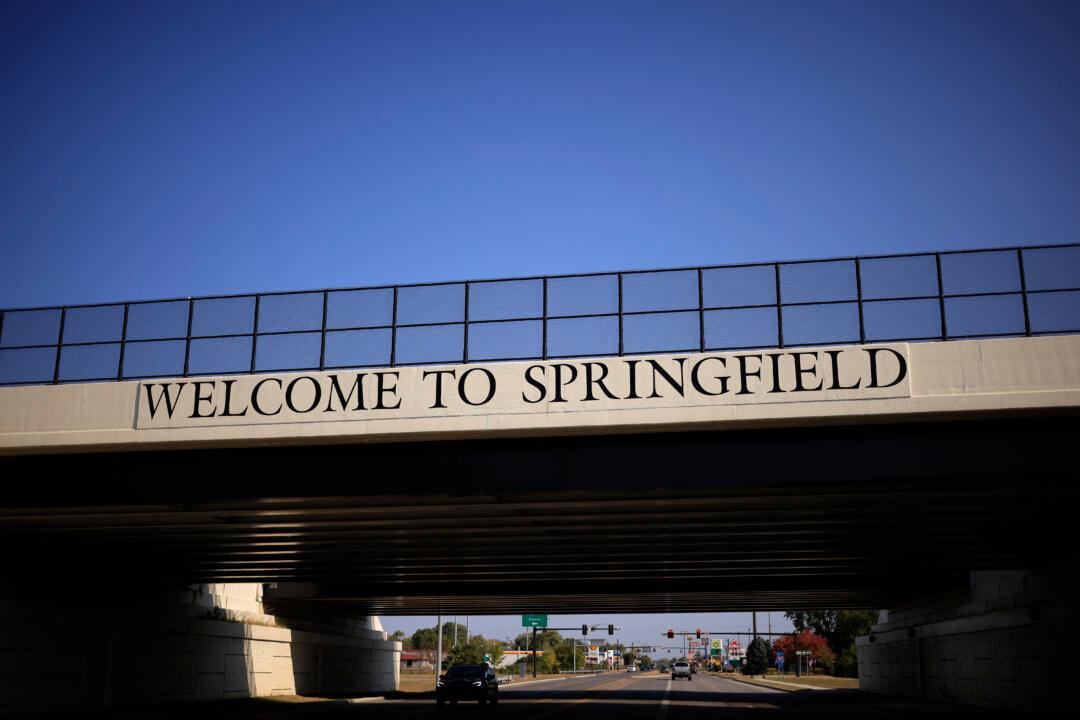 Ohio AG Warns Springfield Not ‘Set Up’ to Have Thousands of Immigrants