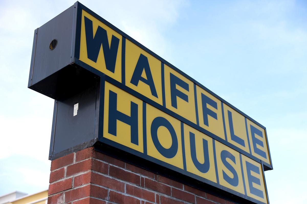 Waffle House Customer Fatally Shot Worker: Police