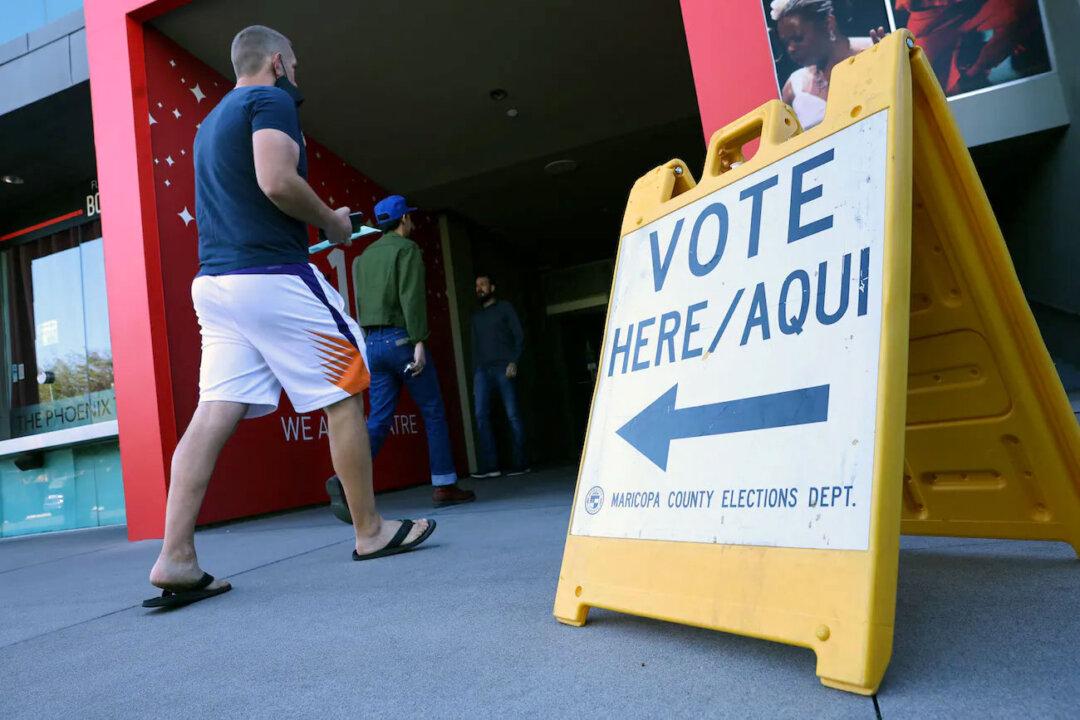 Arizona Supreme Court Allows 98,000 Without Confirmed Citizenship Documents to Vote