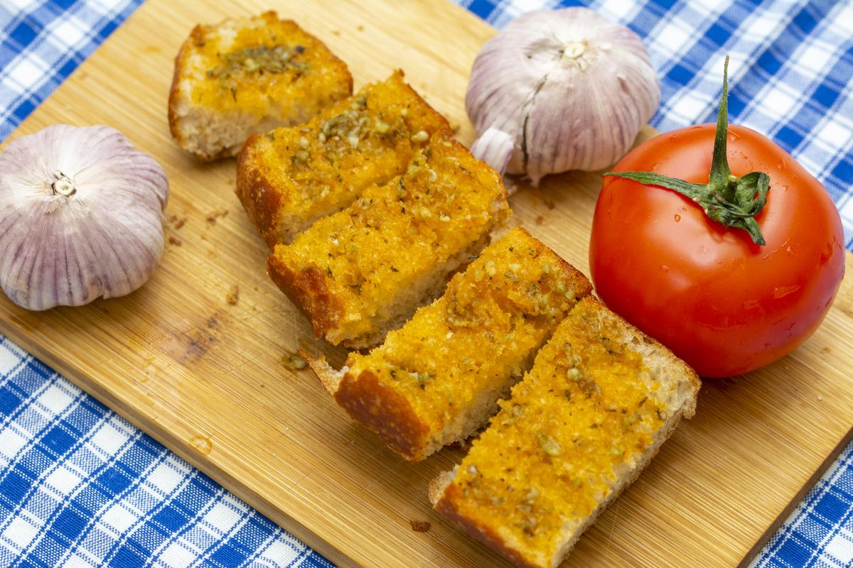 Herbed Garlic Cheese Bread Is Splurge Worthy