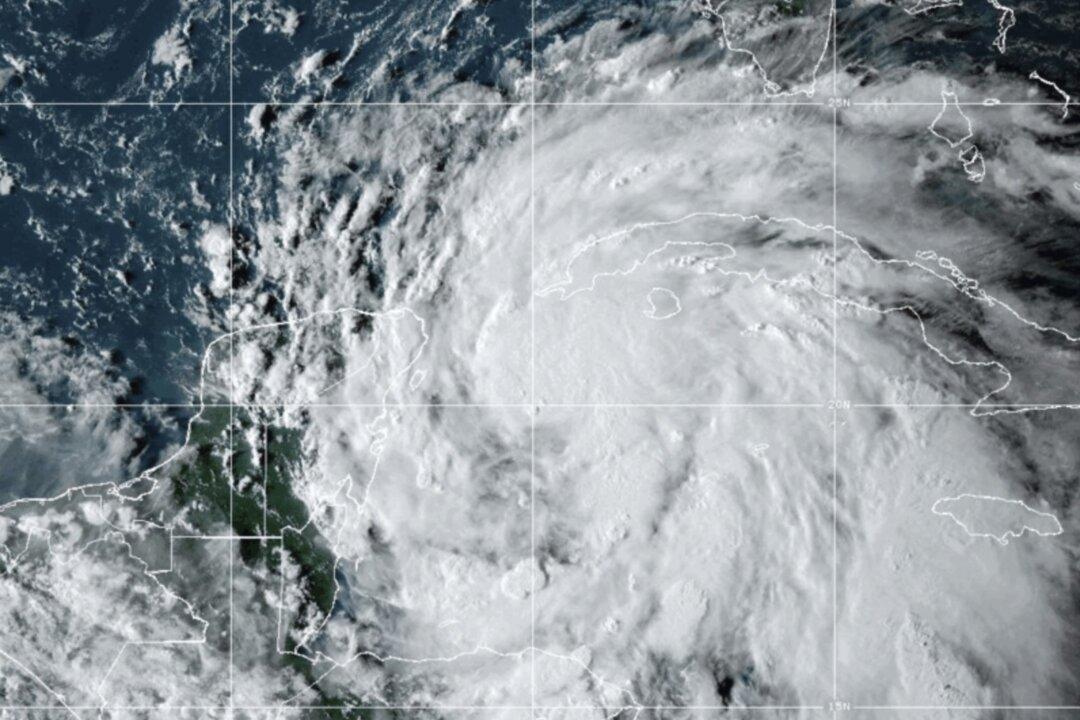 Tropical Storm Helene Strengthens as Hurricane Warnings Cover Parts of Florida and Mexico