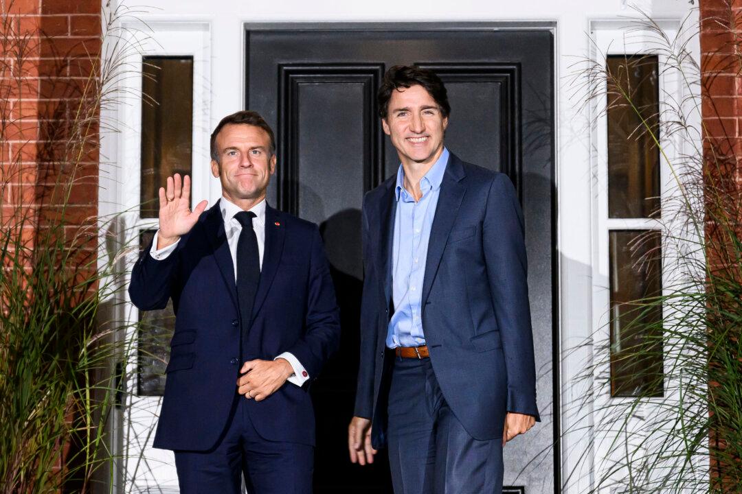 Trudeau, French President Macron Meet in Ottawa, Discuss Ukraine, Middle East, AI