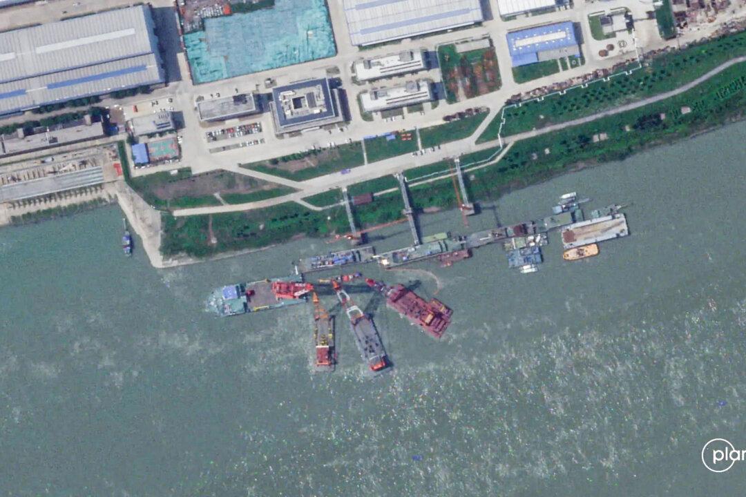 US Confirms China’s New Nuclear Sub Sank in Shipyard