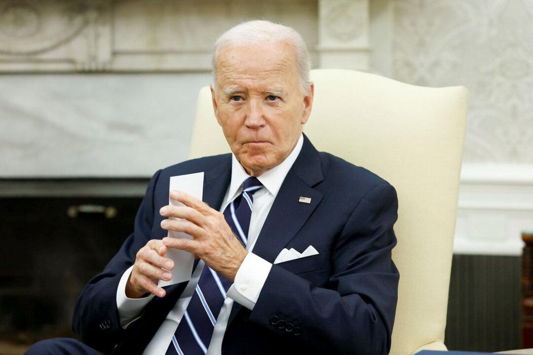Biden Signs Stopgap Funding Bill to Prevent Pre-Election Government Shutdown