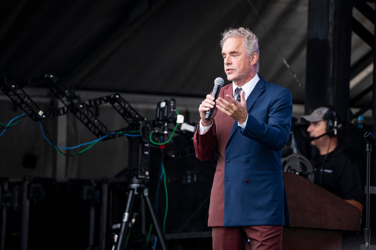 EXCLUSIVE: Jordan Peterson Says He Can Leverage Trump Admin Connections to Benefit Canada
