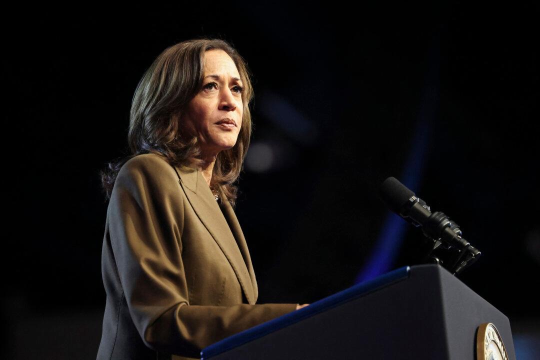 Harris Voices Support for Legalizing Marijuana