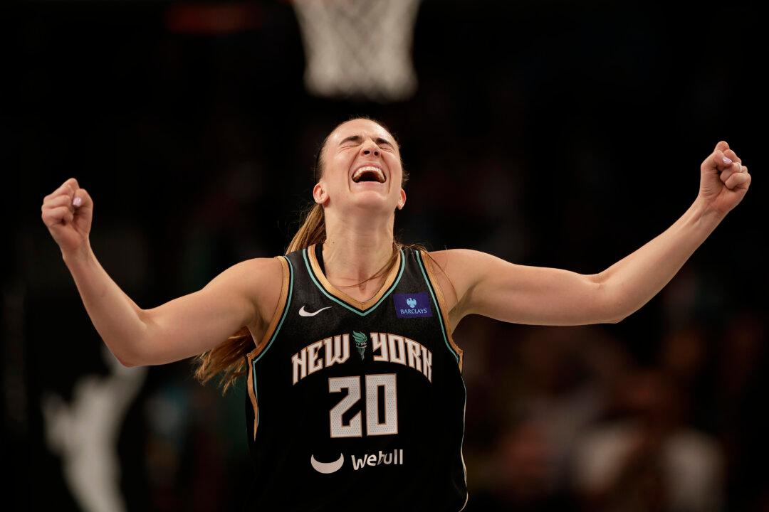 Familiar Foes: Las Vegas Aces and New York Liberty Set for WNBA Finals Rematch in Playoff Semifinals