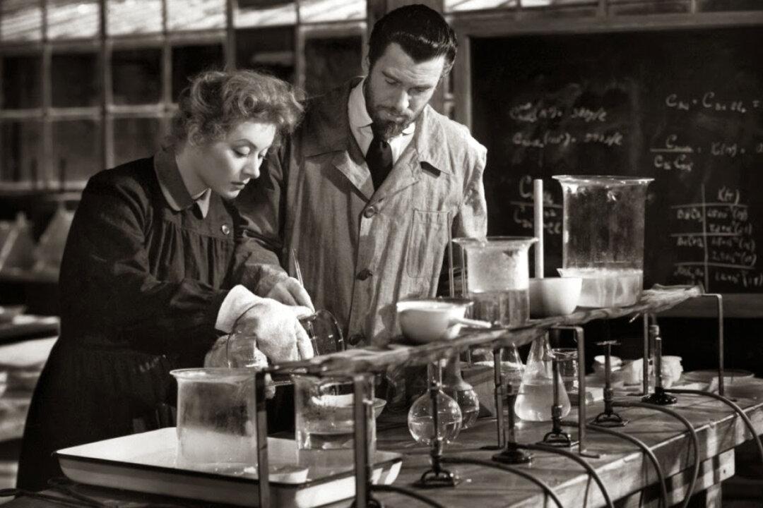 ‘Madame Curie’: The Radiance of Shared Discovery