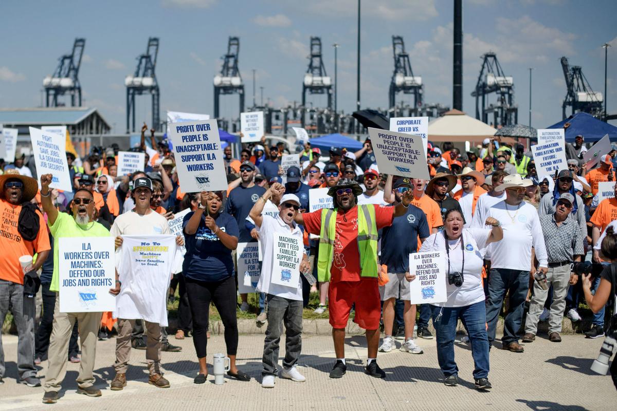Auto Industry Groups Fear Impact of US Port Strike