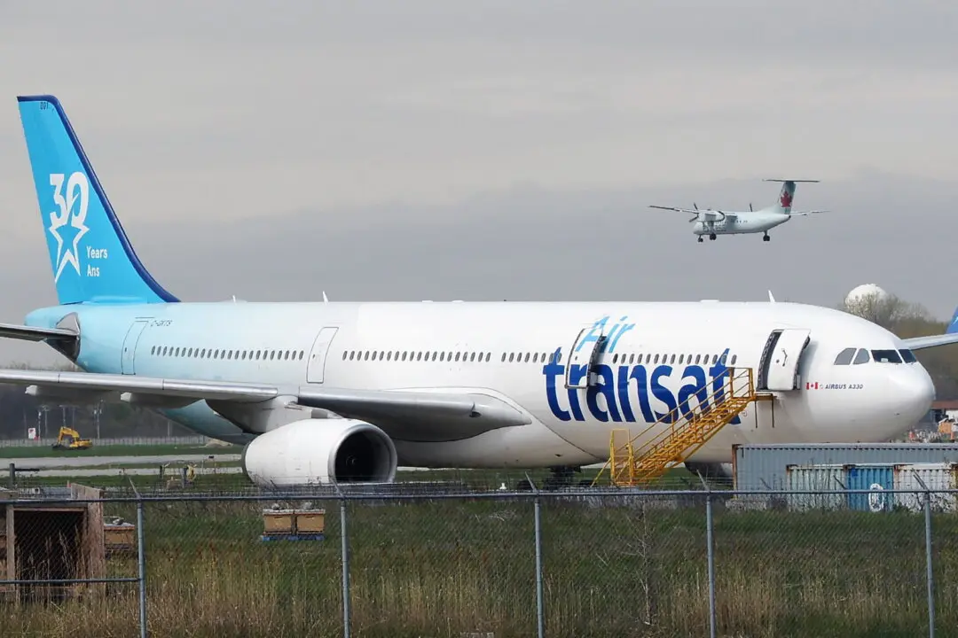 Air Transat Pilots Issue Strike Notice, Causing Flight Suspensions