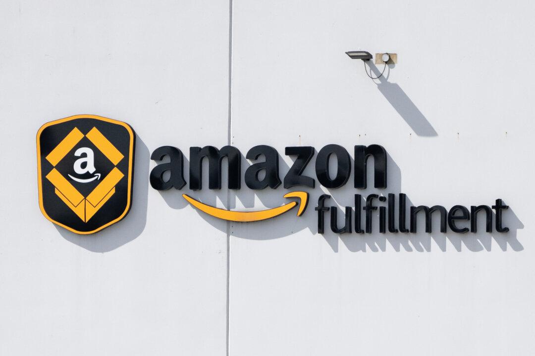 Amazon to Hit Canadian, US Sellers With Fuel and Logistics Surcharge